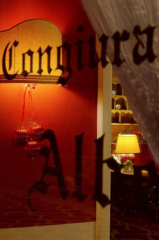 Hotel La Congiura Dei Baroni Тегджано Экстерьер фото