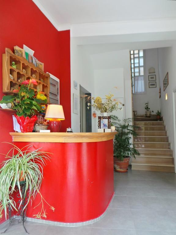 Hotel La Congiura Dei Baroni Тегджано Экстерьер фото