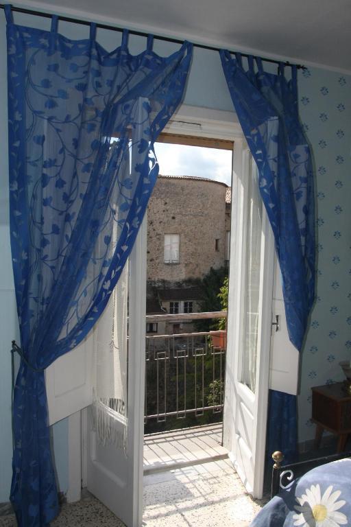 Hotel La Congiura Dei Baroni Тегджано Номер фото
