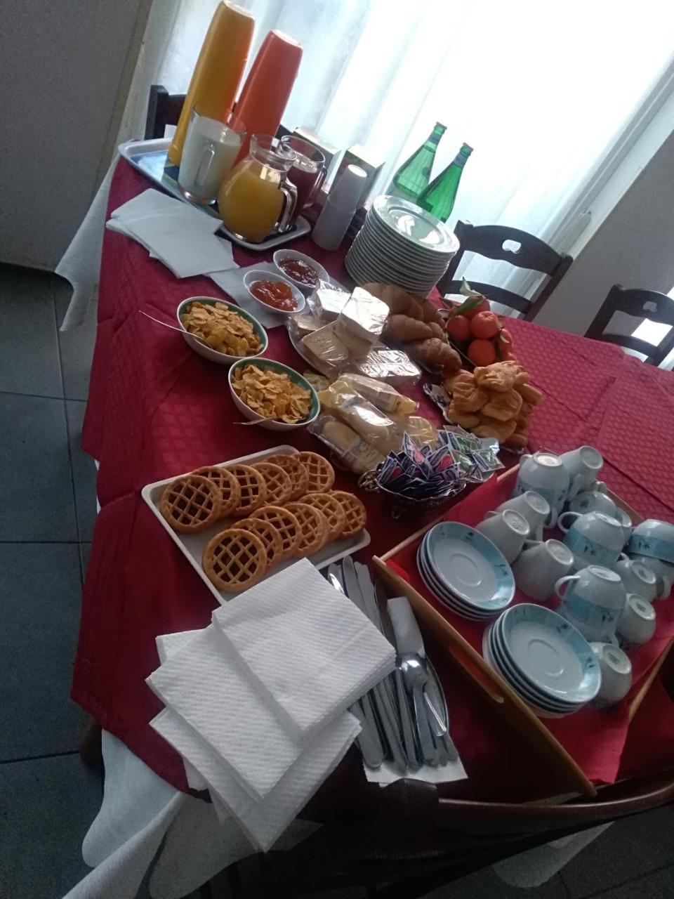 Hotel La Congiura Dei Baroni Тегджано Экстерьер фото